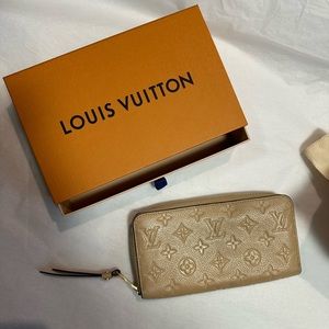 Louis Vuitton wallet box and dust bag